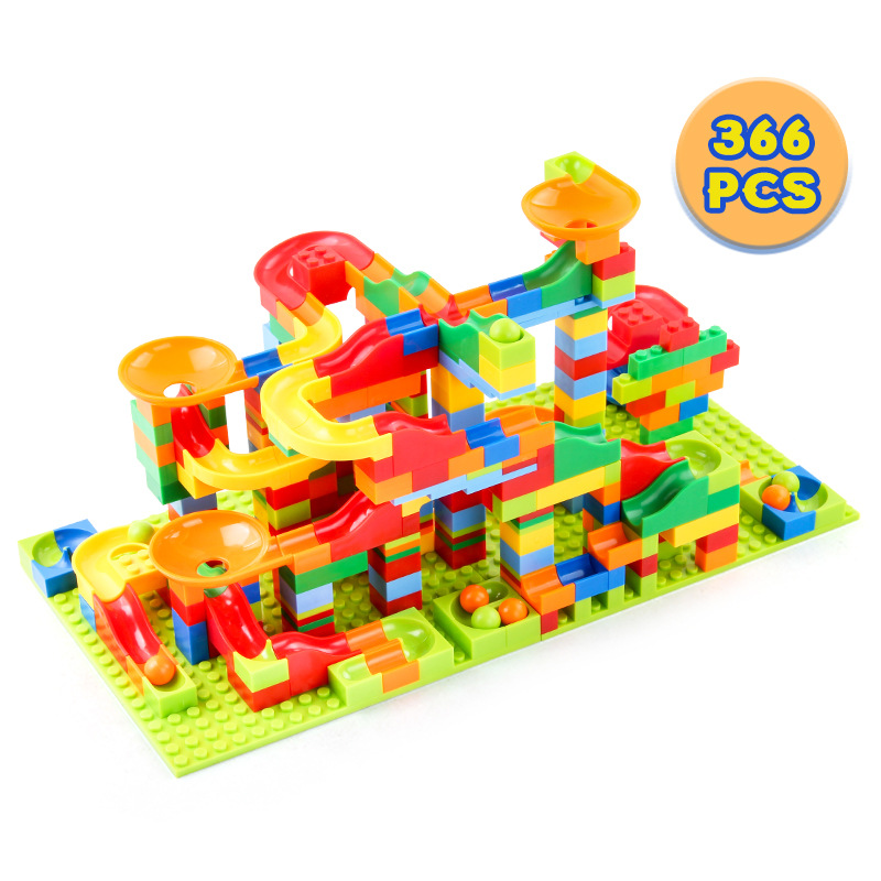 84-504 قطعة سباق الرخام تشغيل  - مراجعة Marble Run Set وسعره