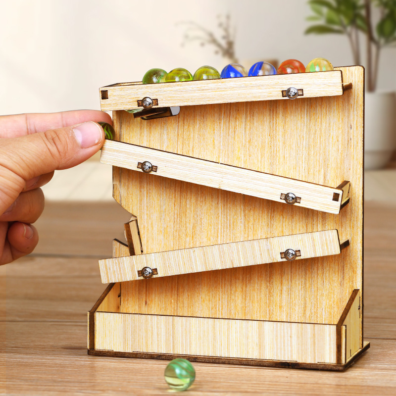 مجموعة لعبة مسار الكرات الخشبي - مراجعة Marble Run Set وسعره