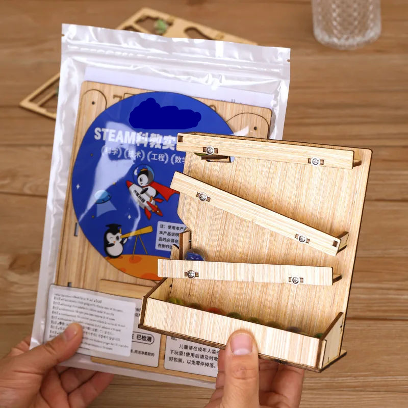 مجموعة لعبة مسار الكرات الخشبي - مراجعة Marble Run Set وسعره